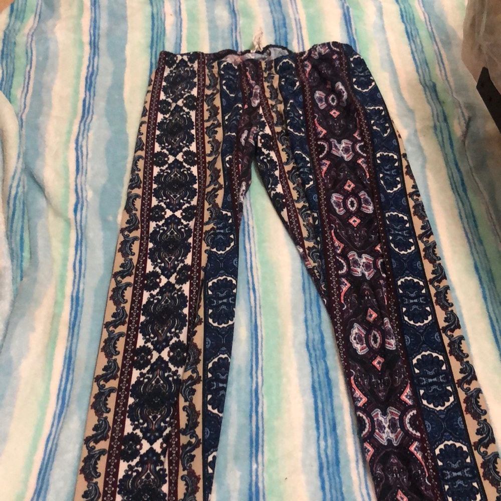 Pattern Leggings - Picture 2 of 2